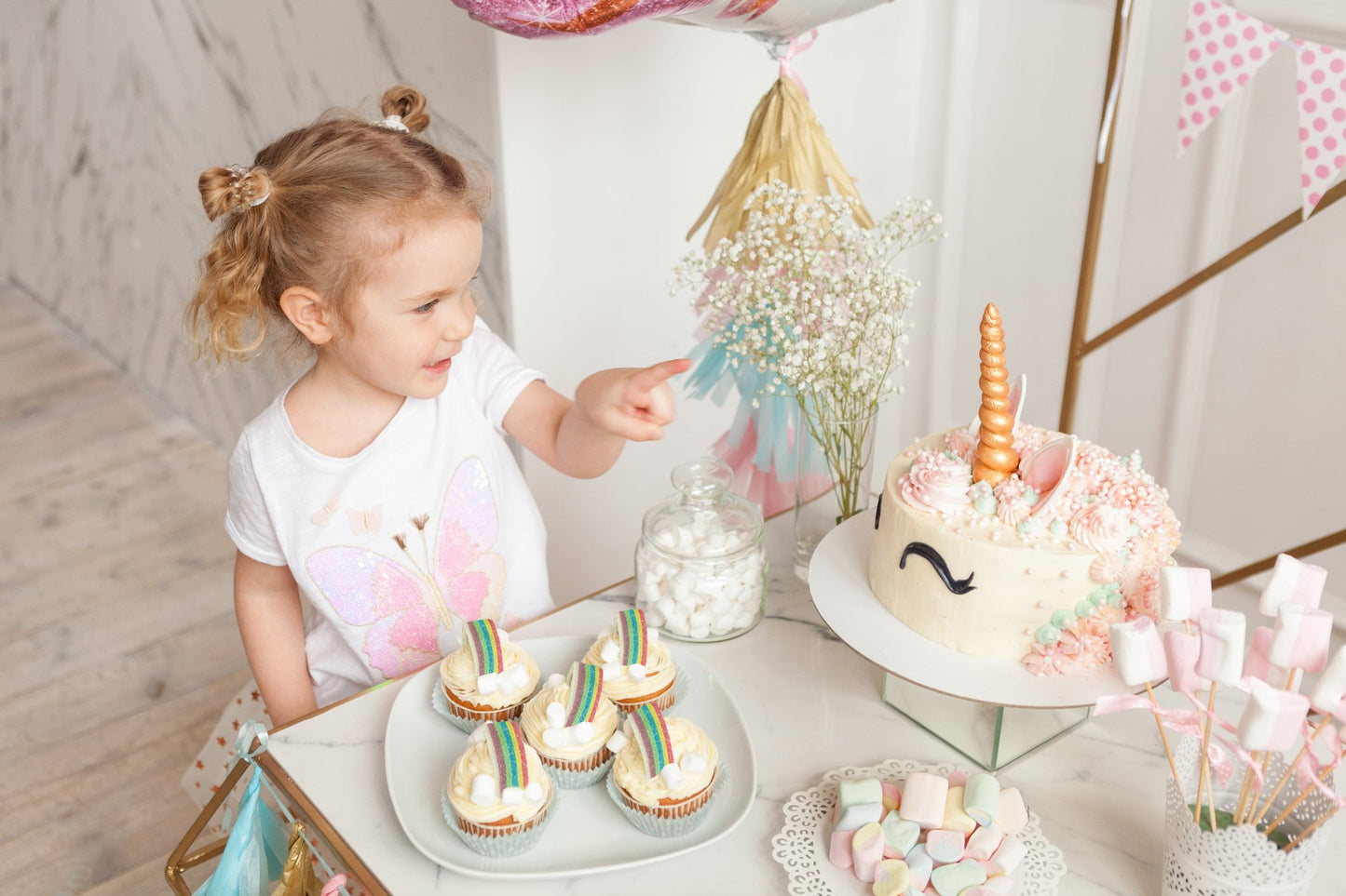 Unicorn Kiss Sour Belts, Zweet